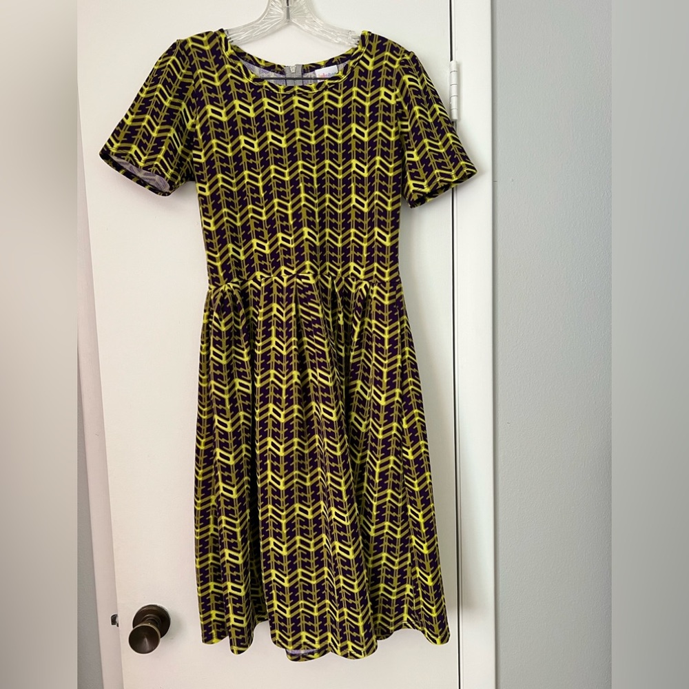 Lularoe Amelia purple/ yellow geometric dress. Size M